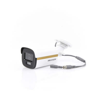 Bala TURBOHD 4K / Imagen a Color 24/7 (ColorVu) / Lente 3.6 mm / METAL / Luz Blanca 40 mts / Exterior IP67 / WDR 130 dB
