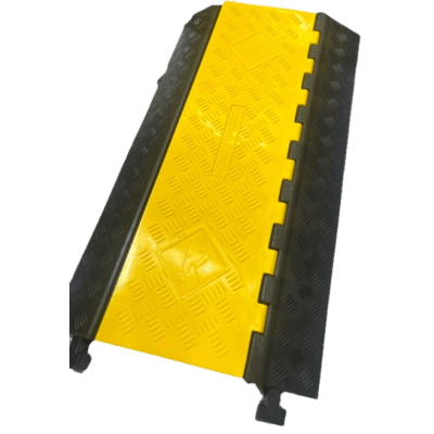 Protector de Cable de 5 Canales / Base de Goma y Tapa de Plástico / Capacidad 4.6 Toneladas / Canal 38x35MM / Longitud 90 cm / Amarillo y Negro