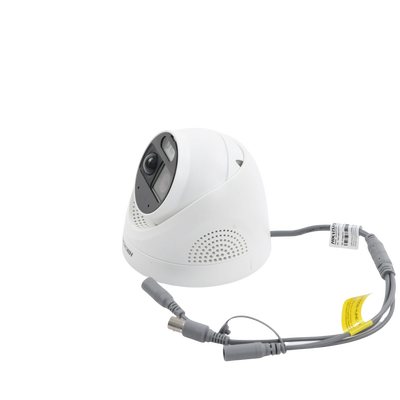 Turret TURBOHD 2 Megapixeles (1080p) / Imagen a color 24/7 / Lente 2.8 mm / Luz Blanca 20 mts / Exterior IP67 / WDR 130dB / Sensor PIR / Sirena Integrada / Estrobo ROJO - AZUL / Micrófono Integrado