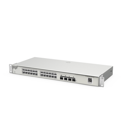 Switch Administrable Capa 3 con 24 puertos Gigabit + 4 SFP+ para fibra 10Gb, gestión gratuita desde la nube