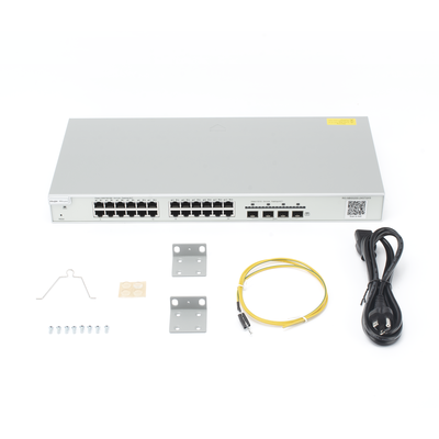 Switch Administrable Capa 3 con 24 puertos Gigabit + 4 SFP+ para fibra 10Gb, gestión gratuita desde la nube