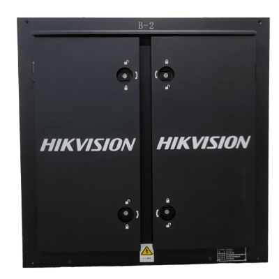 Pantalla de Guía de Tráfico / Pitch de Pixel 20 mm / Brillo 8000 cd/m2 / Visor 110° Horizontal, 55° Vertical / Funcionalidades de Información de Tráfico / Carcasa de Acero Laminado en Frío / Protocolos NTCIP